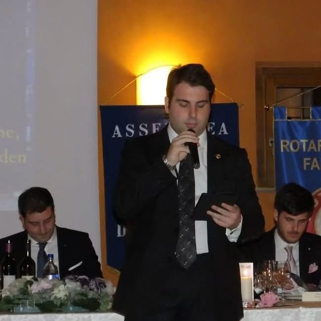 Intervento a un'assemblea Rotaract